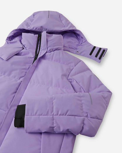Close-up of the upper half of the Reima Ranua kids' down ski jacket in blooming lilac, showing the safely detached, insulated hood resting beside the high protective collar, along with adjustable velcro cuffs.