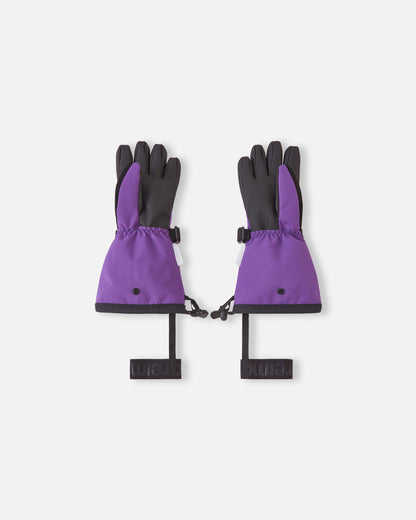 Flat lay view of the palms of the plum purple Reima Skimba kids' ski gloves, showcasing the durable black reinforced gripping surface on the fingers and palms designed for securely holding ski poles.