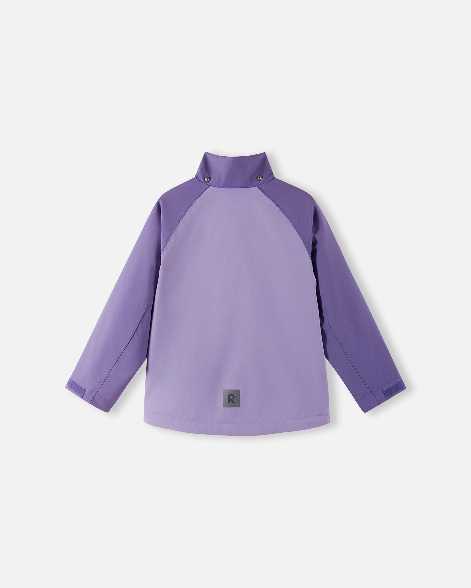 Back view of the two-tone blooming lilac Reima Sulkava girls' fall jacket with the detachable hood removed, revealing a protective high stand collar designed to shield the neck from chilly breezes.