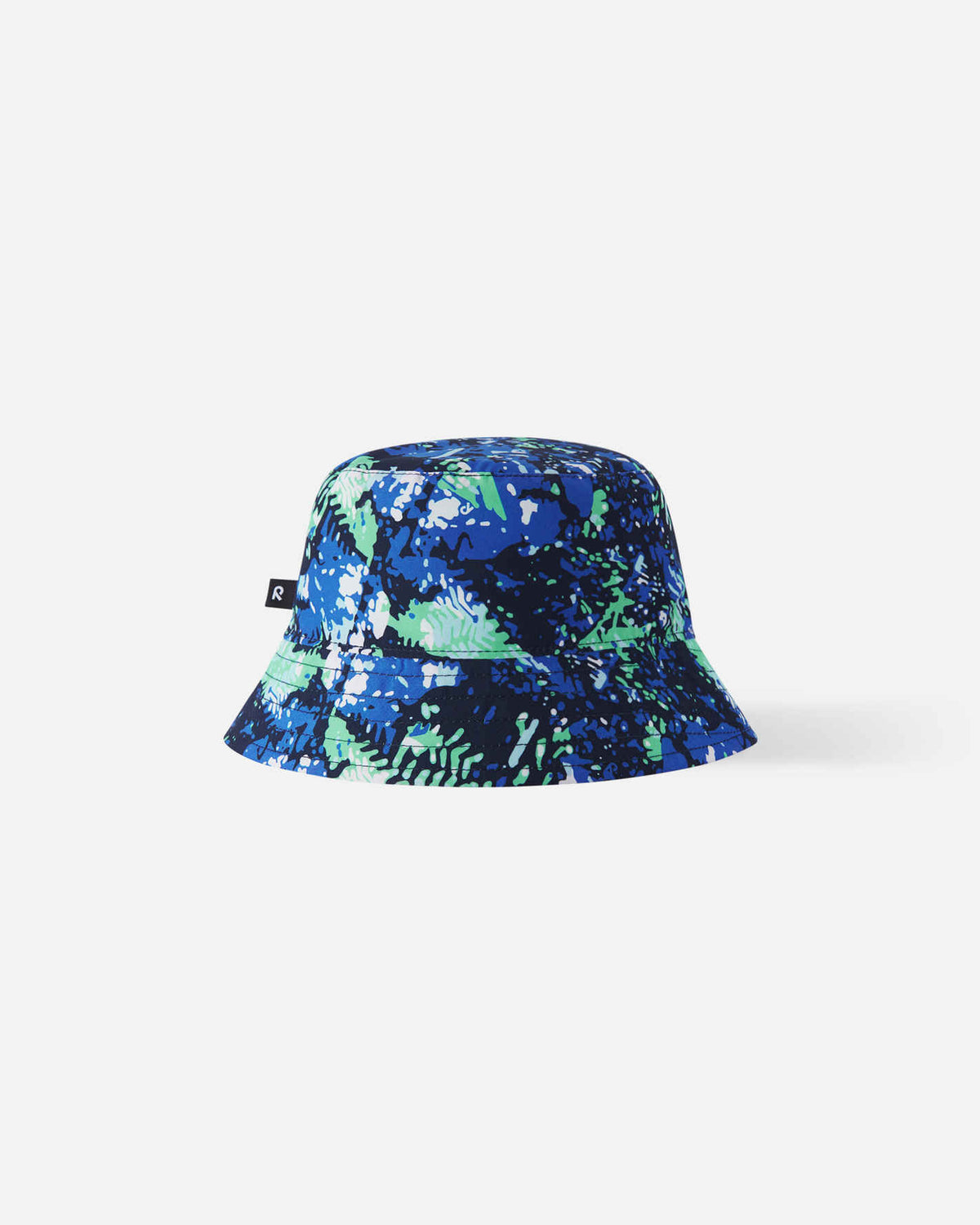 Back view of the fresh mint Reima Viehe kids' reversible bucket hat, showcasing the continuous blue and green abstract pattern designed to shield children's necks from harmful UV rays.