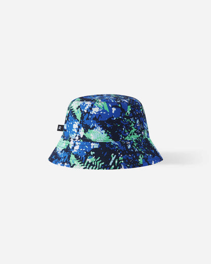 Back view of the fresh mint Reima Viehe kids' reversible bucket hat, showcasing the continuous blue and green abstract pattern designed to shield children's necks from harmful UV rays.